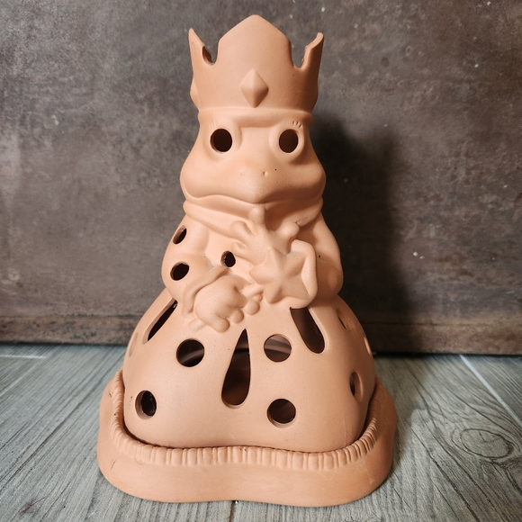 PartyLite Terracotta Frog Prince Princess Candle Holder - Picture 13 of 13